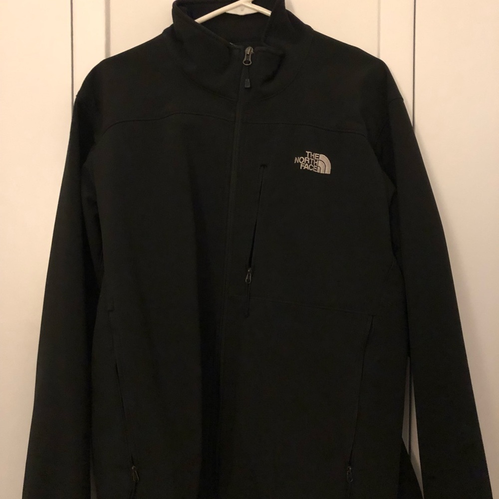 The North Face Men’s Apex softshell jacket, Size L